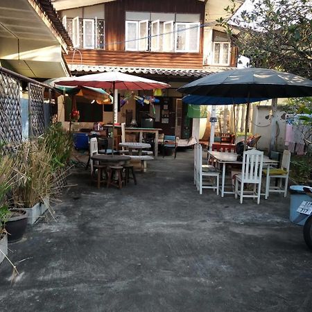 Samlanjed Guesthouse Chiang Mai Exterior photo
